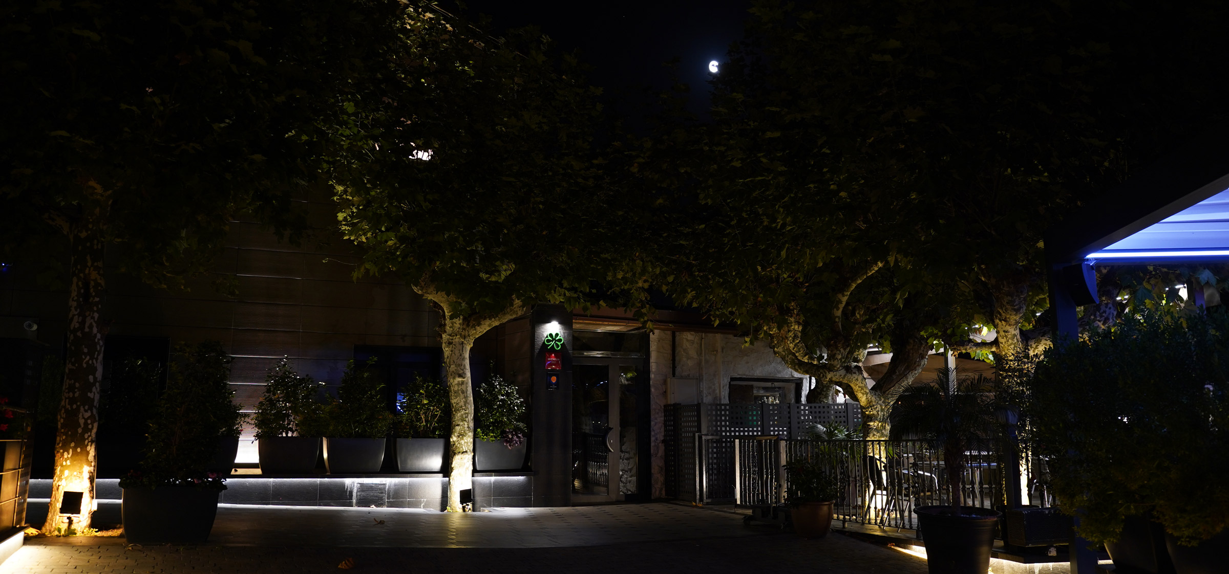 Entrada del restaurante Zelai Txiki, en San Sebastián.