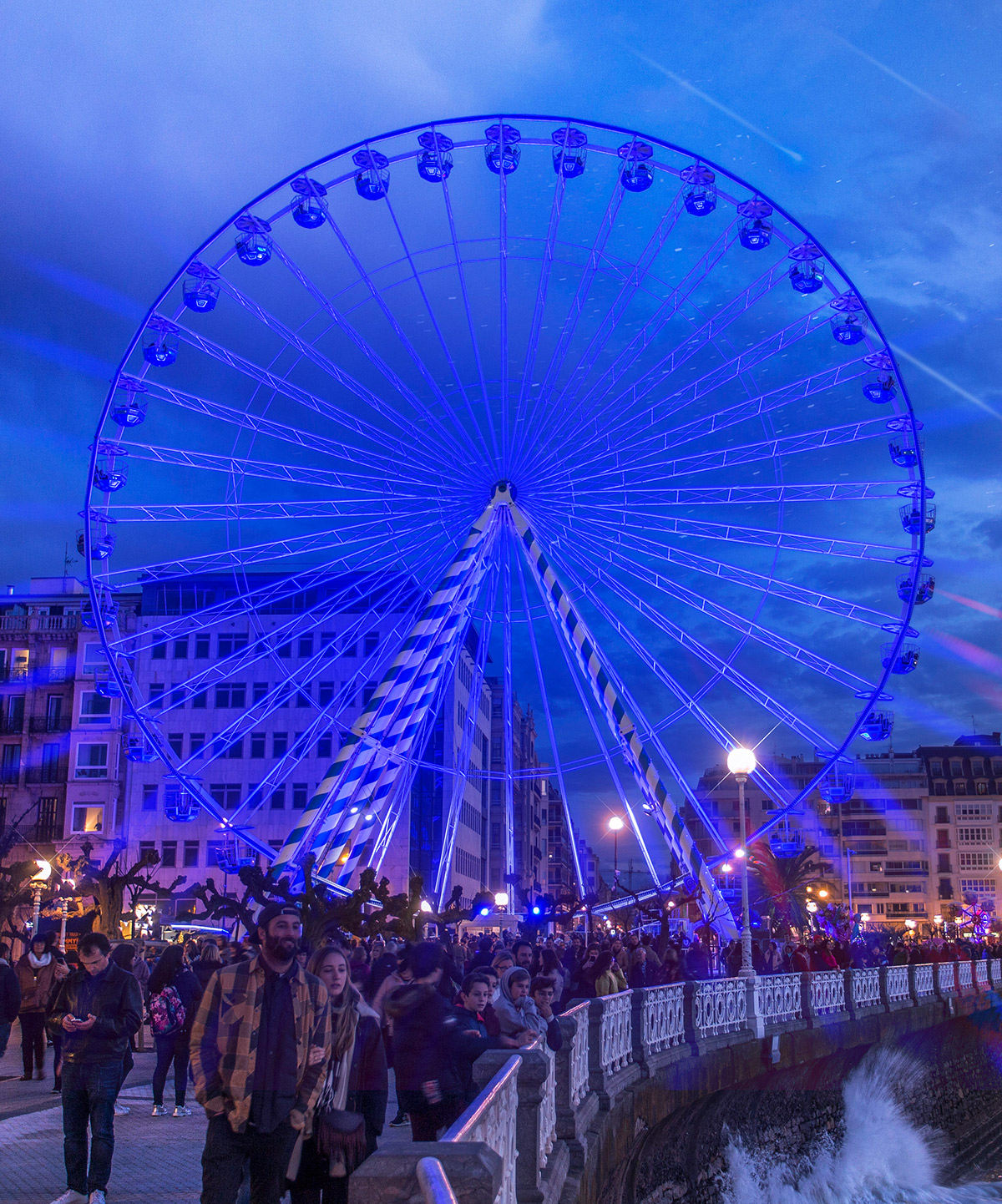 Noria de Navidad en San Sebastián.